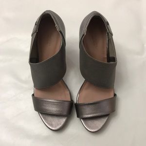 Simply Vera Vera Wang heels!